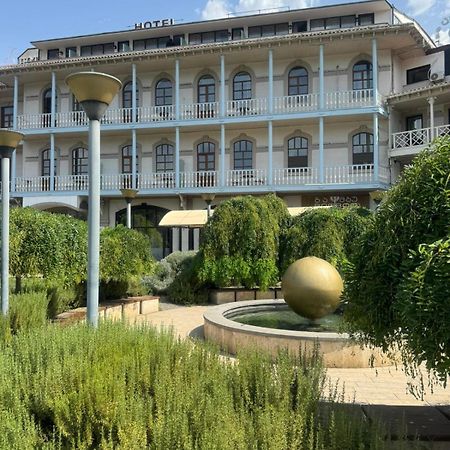 Hotel Beka Palace Tbilisi Zewnętrze zdjęcie